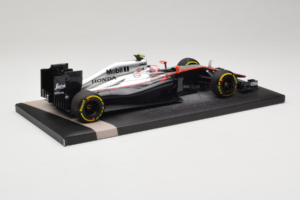 McLaren MP4-30 Honda #22 J. Button McLaren Honda F1 Team Australian Grand Prix 2015 Minichamps 1:18 537151822 Metalli — kuva 3 / 7