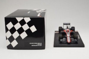 McLaren MP4-30 Honda #22 J. Button McLaren Honda F1 Team Australian Grand Prix 2015 Minichamps 1:18 537151822 Metalli — kuva 6 / 7