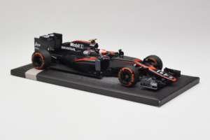 McLaren MP4-30 Honda #22 J. Button McLaren Honda F1 Team Spanish Grand Prix 2015 Minichamps 1:18 537151122 Metalli — kuva 4 / 7