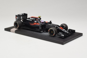 McLaren MP4-31 Honda #22 J. Button McLaren Honda F1 Team Chinese Grand Prix 2016 Minichamps 1:18 537161822 Metalli — kuva 4 / 7