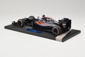 McLaren MP4-31 Honda #22 J. Button McLaren Honda F1 Team Chinese Grand Prix 2016 Minichamps 1:18 537161822 Metalli — kuva 5 / 7