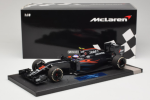 McLaren MP4-31 Honda #22 J. Button McLaren Honda F1 Team Chinese Grand Prix 2016 Minichamps 1:18 537161822 Metalli — kuva 7 / 7