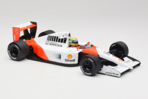 McLaren MP4/6 Honda #1 A. Senna Marlboro McLaren F1 World Champion 1991 Minichamps 1:18 540911801 Metalli — kuva 4 / 7