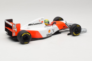 McLaren MP4/8 Ford #8 A. Senna Marlboro McLaren 1993 Minichamps 1:18 540931808 Metalli — kuva 2 / 7