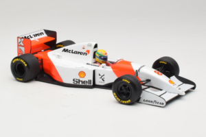 McLaren MP4/8 Ford #8 A. Senna Marlboro McLaren 1993 Minichamps 1:18 540931808 Metalli — kuva 4 / 7
