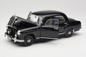 Mercedes 180 W120 Ponton Musta Revell 1:18 08973 Metalli — kuva 2 / 8