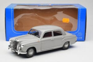 Mercedes 180 W120 Ponton Graphite Grey Revell 1:18 08974 Metalli — kuva 8 / 8