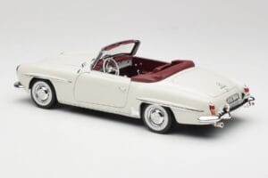 Mercedes 190 SL W121 Vaaleanharmaa Norev 1:18 B66040710 Metalli — kuva 9 / 10