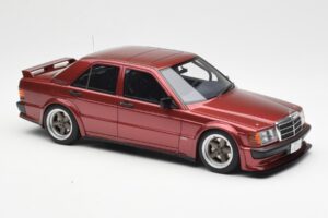 Mercedes 190E 2.5-16 W201 RAUH-Welt Republik Punainen Otto 1:18 OT1083 Hartsi — kuva 4 / 6