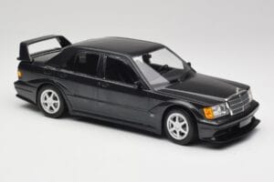 Mercedes 190E W201 2.5-16 EVO 2 Musta Metallic Minichamps 1:18 155036100 Metalli — kuva 4 / 6