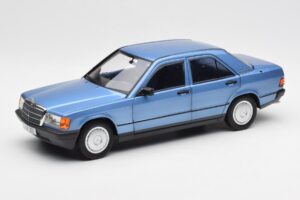 Mercedes 190E W201 Diamond Sininen Jälleenmyyjäpainos Norev 1:18 B66040661 Metalli