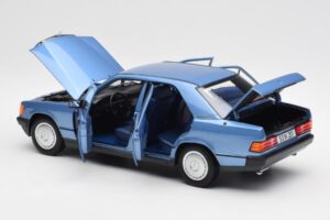 Mercedes 190E W201 Diamond Sininen Jälleenmyyjäpainos Norev 1:18 B66040661 Metalli — kuva 5 / 8