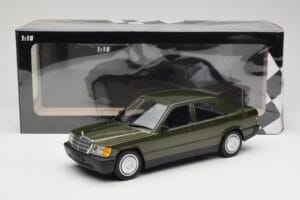 Mercedes 190E W201 Vihreä Metallic Minichamps 1:18 155037001 Metalli — kuva 6 / 6