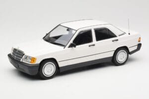 Mercedes 190E W201 Valkoinen Minichamps 1:18 155037002 Metalli
