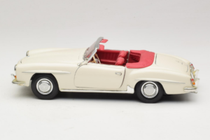 Mercedes 190SL Valkoinen Maisto 1:18 50274 Metalli — kuva 4 / 8
