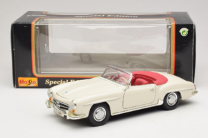 Mercedes 190SL Valkoinen Maisto 1:18 50274 Metalli — kuva 8 / 8