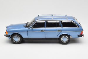 Mercedes 200 S123 T-Model Diamond Sininen Jälleenmyyjäpainos Norev 1:18 B66040671 Metalli — kuva 4 / 8
