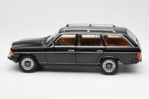 Mercedes 200 T S123 Musta Norev 1:18 183735 Metalli — kuva 4 / 8