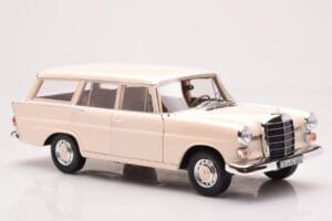 Mercedes 200 Universal W110 Kerma Norev 1:18 183709 Metalli — kuva 6 / 8