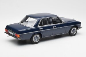 Mercedes 200 W114 Midnight Sininen Jälleenmyyjäpainos Norev 1:18 B66040694 Metalli — kuva 3 / 8