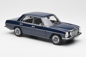 Mercedes 200 W114 Midnight Sininen Jälleenmyyjäpainos Norev 1:18 B66040694 Metalli — kuva 6 / 8