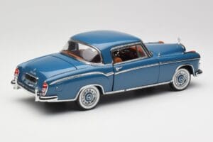 Mercedes 220 SE W128 Sininen Sun Star 1:18 3561 Metalli — kuva 3 / 8