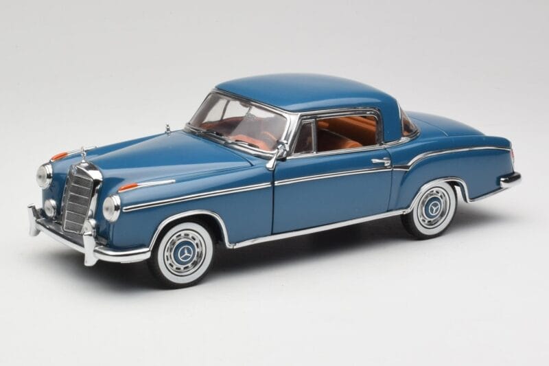 Mercedes 220 SE W128 Sininen Sun Star 1:18 3561 Metalli