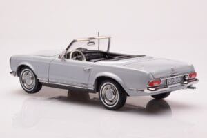 Mercedes 230 SL W113 Pagoda Harmaa Norev 1:18 183990 Metalli — kuva 7 / 8