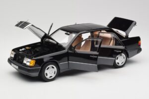 Mercedes 230E W124 AMG Wheels Musta Rajoitettu Erä Norev 1:18 183950 Metalli — kuva 2 / 12