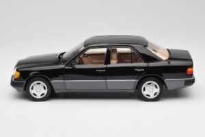 Mercedes 230E W124 AMG Wheels Musta Rajoitettu Erä Norev 1:18 183950 Metalli — kuva 4 / 12