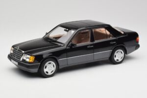 Mercedes 230E W124 AMG Wheels Musta Rajoitettu Erä Norev 1:18 183950 Metalli