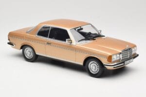 Mercedes 280 CE C123 Kulta Norev 1:18 183587 Metalli — kuva 4 / 6