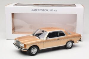 Mercedes 280 CE C123 Kulta Norev 1:18 183587 Metalli — kuva 6 / 6