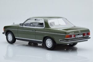 Mercedes 280 CE W123 Coupe Vihreä Norev 1:18 183704 Metalli — kuva 5 / 6