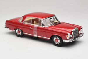 Mercedes 280 SE Coupe Punainen Norev 1:18 183527 Metalli — kuva 4 / 6