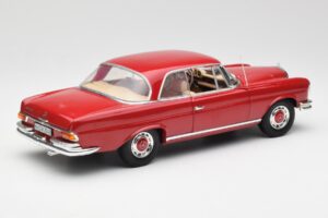 Mercedes 280 SE W108 Punainen Norev 1:18 193527 Metalli — kuva 3 / 8