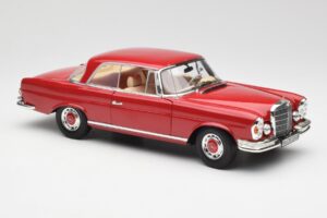 Mercedes 280 SE W108 Punainen Norev 1:18 193527 Metalli — kuva 6 / 8
