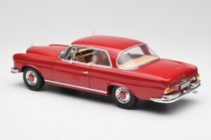 Mercedes 280 SE W108 Punainen Norev 1:18 193527 Metalli — kuva 7 / 8