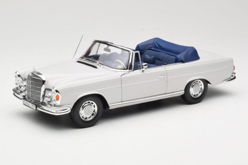 Mercedes 280 SE W111 Cabriolet Vaaleanharmaa Norev 1:18 183530 Metalli