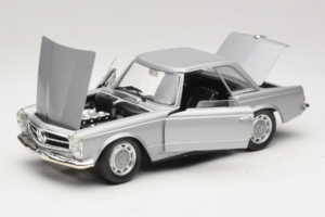 Mercedes 280 SL W113 Berlina Hopea Techno Giodi 1:18 F14051030 Metalli — kuva 2 / 8