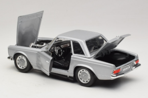 Mercedes 280 SL W113 Berlina Hopea Techno Giodi 1:18 F14051030 Metalli — kuva 5 / 8