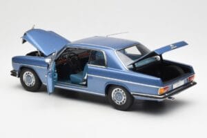 Mercedes 280C/8 W114 Coupe Sininen Metallic AUTOart 1:18 76187 Metalli — kuva 5 / 8