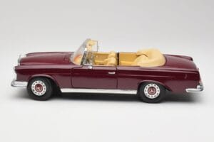 Mercedes 280SE W108 Bordeaux Punainen Maisto 1:18 31811 Metalli — kuva 4 / 8
