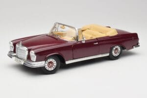 Mercedes 280SE W108 Bordeaux Punainen Maisto 1:18 31811 Metalli