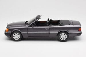 Mercedes 300 CE-24 W124 Cabriolet Violetti Metallic Norev 1:18 183567 Metalli — kuva 6 / 10