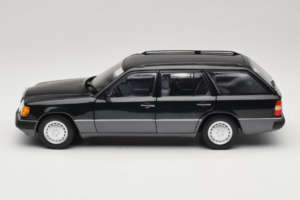 Mercedes 300 D W124 Farmari Musta Norev 1:18 183960 Metalli — kuva 4 / 8
