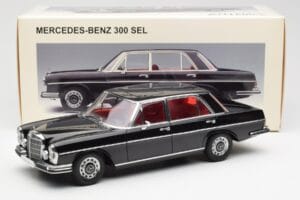 Mercedes 300 SEL 6.3 W109 Musta AUTOart 1:18 76140 Metalli — kuva 8 / 8