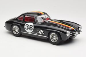 Mercedes 300 SL #38 1954 Bburago 1:18 3015-M1 Metalli — kuva 6 / 8