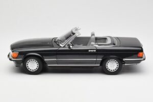 Mercedes 300 SL R107 Musta Pearl Jälleenmyyjäpainos Norev 1:18 B66040678 Metalli — kuva 6 / 10