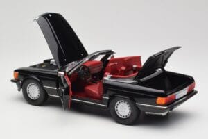 Mercedes 300 SL R107 Musta Norev 1:18 183511 Metalli — kuva 5 / 8